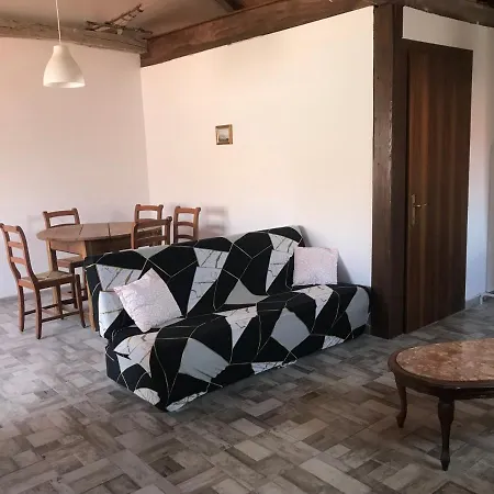 Casa Holiday home Tomaj