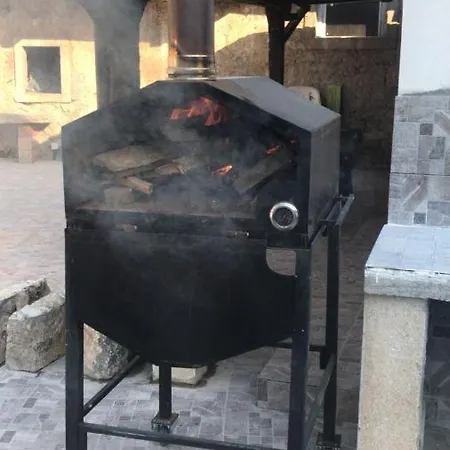 Casa * Tomaj